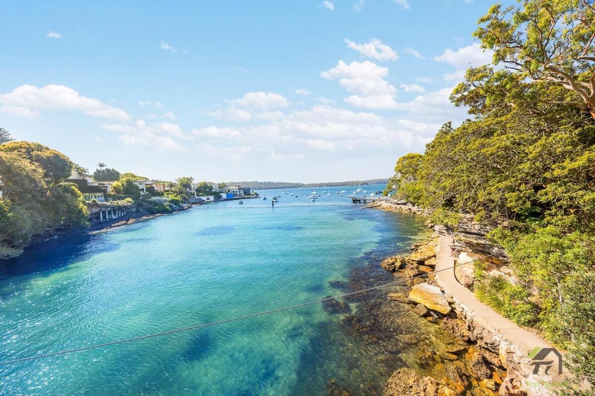 Holiday home Whispering Pines With 4 Bedroom In Vaucluse Sydney