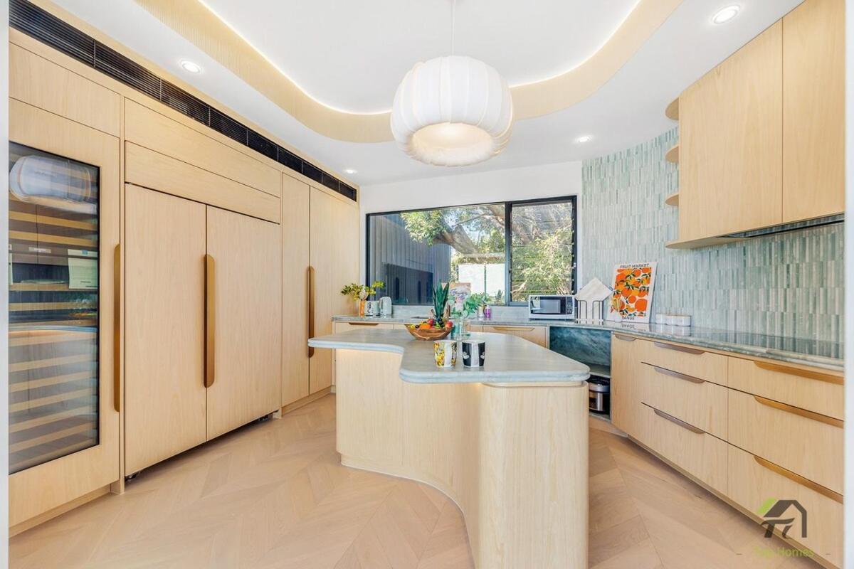 Holiday home Whispering Pines With 4 Bedroom In Vaucluse Sydney