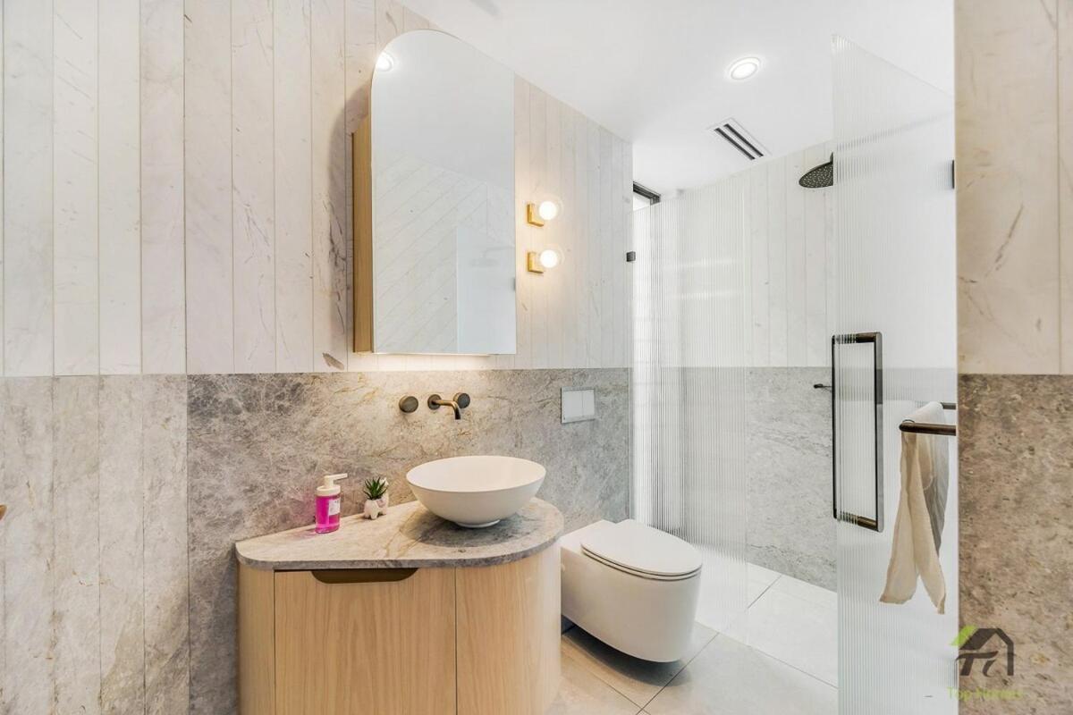 Whispering Pines With 4 Bedroom In Vaucluse *